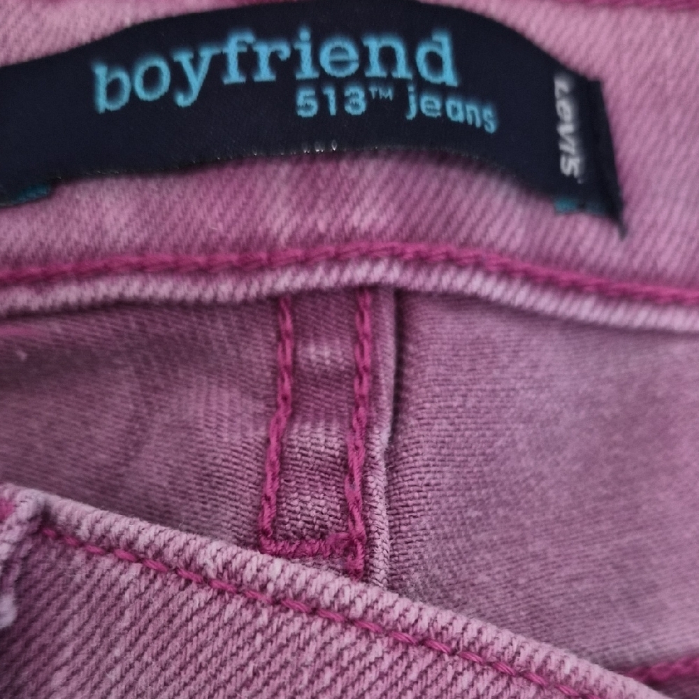 Levi's Distressed Rose-Pink Boyfriend Jeans - Picture 2 of 8